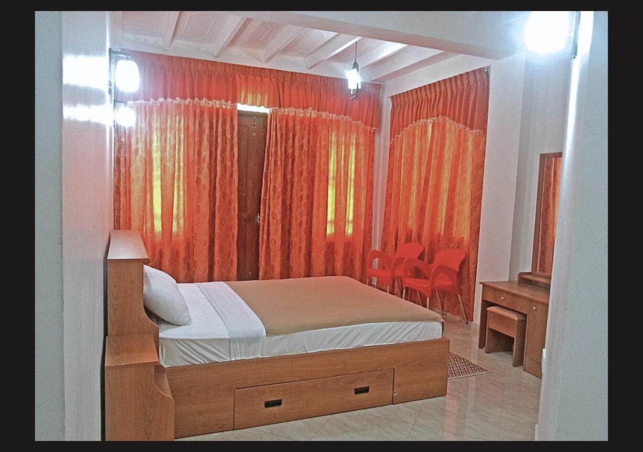 Slightly Chilled Hotel Nallathanniya Exterior photo
